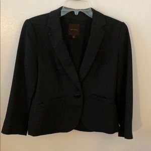 Limited Black textured 3/4 sleeve fitted blazer